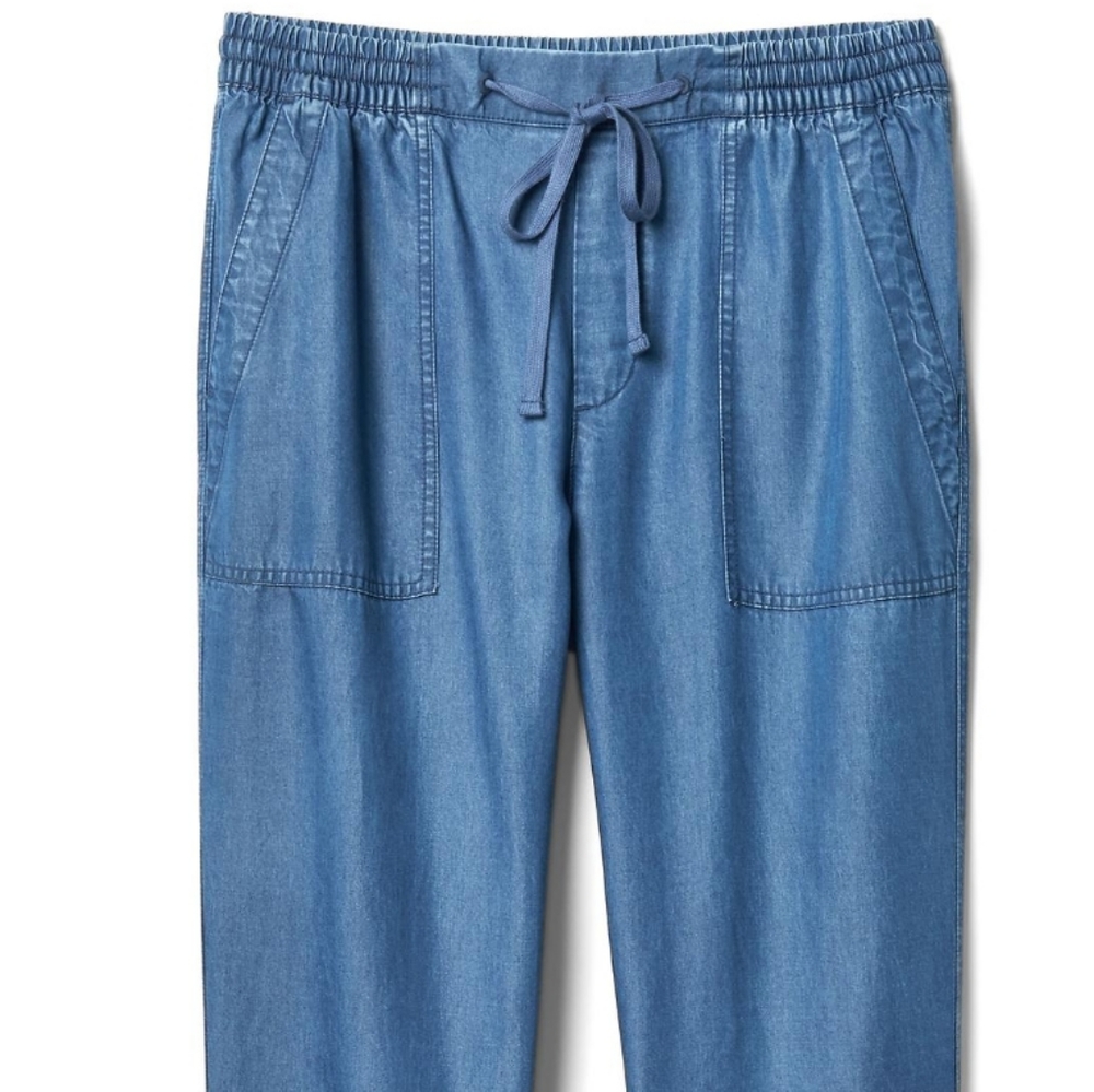 GAP NWT TENCEL UTILITY JOGGER PANTS IN LIGHT INDIGO...Very comfy!